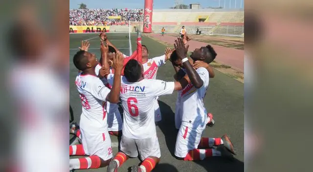 Festejo por el gol anotado por Aponzá. FOTO: Roberto Saavedra Festejo por el gol anotado por Aponzá. FOTO: Roberto Saavedra