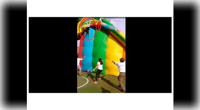 Juego se desinfló y causó aterrador momento Juego se desinfló y causó aterrador momento