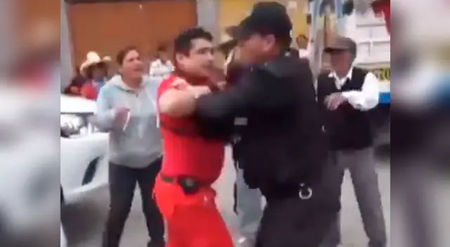 Personal de Bomberos y Serenazgo se agreden por atender a anciana