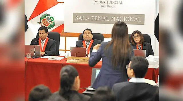 La abogada también entregó certificado de trabajo de Fujimori La abogada también entregó certificado de trabajo de Fujimori