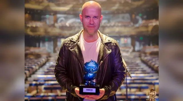 Una cantante que triunfa en el extranjero