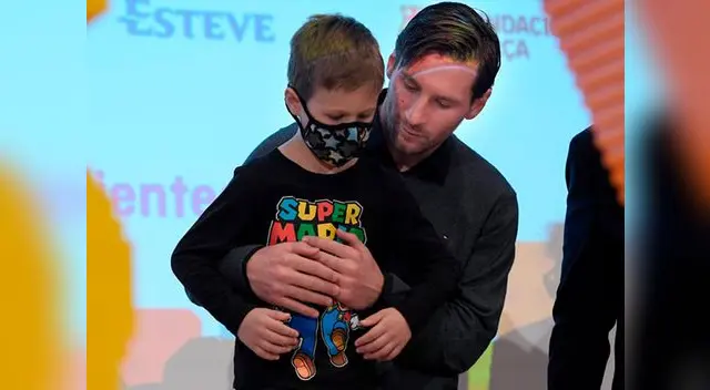Lionel Messi se emocionó al ver a los niños con cáncer y quedó al borde del llanto