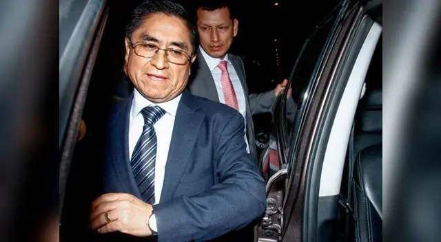 César Hinostroza permanecerá en prisión de española César Hinostroza permanecerá en prisión de española