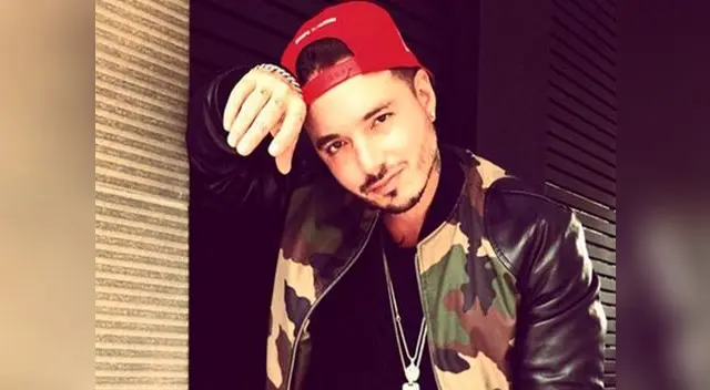 J Balvin se golpeó la cara en uno de los concierto de su exitosa gira por los Estados Unidos.