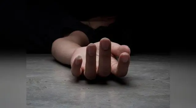 El sujeto venezolano ingresó a la casa de la mujer y la degolló mientras ella se daña un baño. Foto: referencial