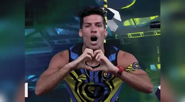 Patricio Parodi 'humilla' a Ignacio Baladán y realiza tierna dedicatoria a Flavia Laos Patricio Parodi 'humilla' a Ignacio Baladán y realiza tierna dedicatoria a Flavia Laos