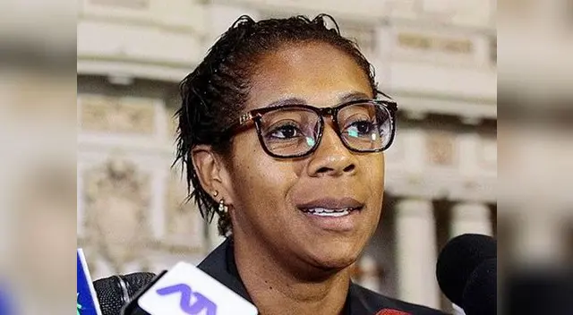 Leyla Chihuán asegura que sueldo del Congreso no le alcanza 