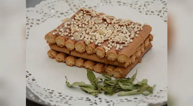 Este turrón tiene 21% menos calorías y 25% menos grasas que el convencional Este turrón tiene 21% menos calorías y 25% menos grasas que el convencional