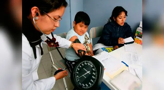 Niños obesos y con sobrepeso son el 15 % en el Perú Niños obesos y con sobrepeso son el 15 % en el Perú