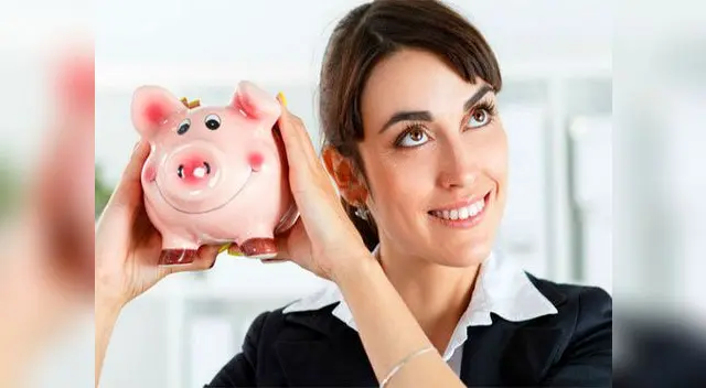 Es recomendable ahorrar por lo menos el 10% del total de tus ingresos Es recomendable ahorrar por lo menos el 10% del total de tus ingresos