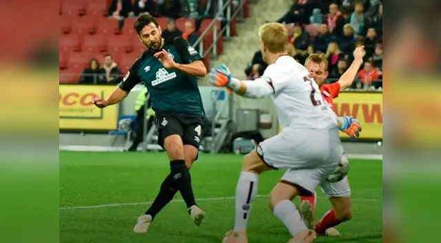 Claudio Pizarro es ídolo en Werder Bremen 