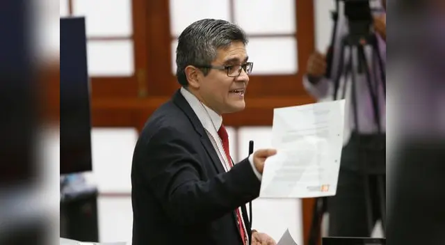 Fiscal José Domingo Pérez presenta a nuevo testigo    