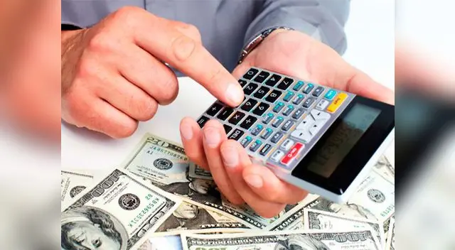 Si bien es bueno darte un gusto por el trabajo realizado durante el año, recuerda que no deberías excederte en gastos innecesarios