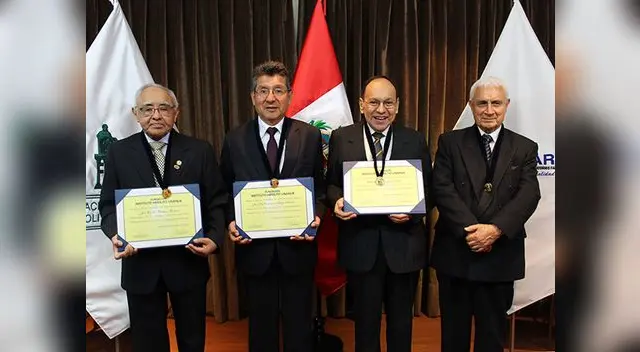 Distinción fue otorgada a profesionales de los campos de Medicina, Cirugía, Odontología y Farmacia y Bioquímica. Distinción fue otorgada a profesionales de los campos de Medicina, Cirugía, Odontología y Farmacia y Bioquímica.