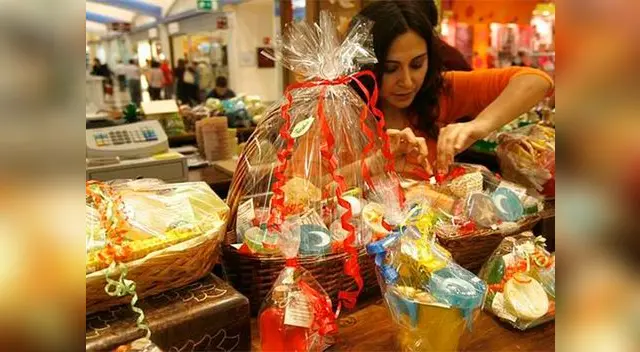 Las canastas navideñas para los colaboradores y los regalos para los clientes se han vuelto una tradición en la mayoría de las empresas