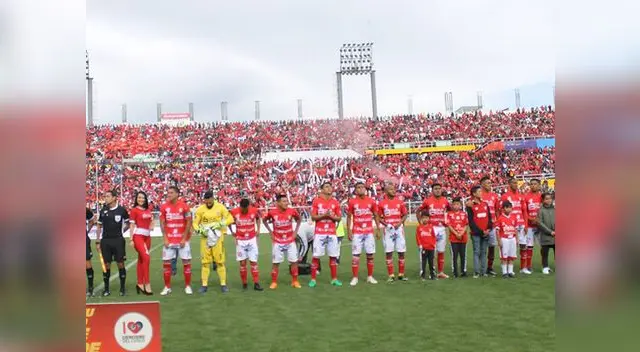 En el partido con Mannucci , Cienciano logró más de 32 mil personas al Garcilaso