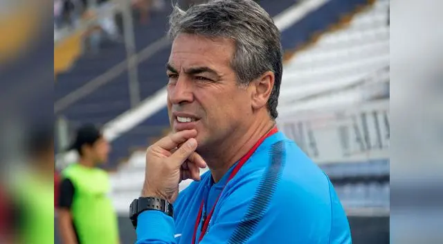 Pablo Bengoechea, en su primera temporada con Alianza Lima, sacó campeón al equipo íntimo luego de 10 años de sequía Pablo Bengoechea, en su primera temporada con Alianza Lima, sacó campeón al equipo íntimo luego de 10 años de sequía