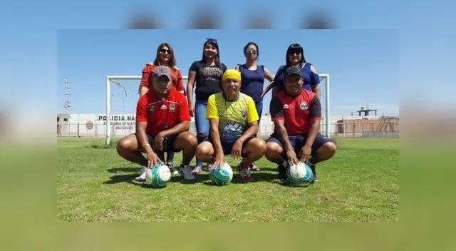 La presidenta Daerly Erazo aparece junto al comando técnico del Santos La presidenta Daerly Erazo aparece junto al comando técnico del Santos