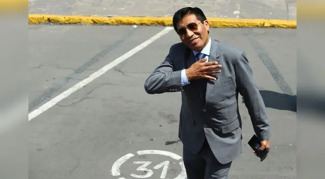Moisés Mamani se vuelve famoso en redes por inusual incidente Moisés Mamani se vuelve famoso en redes por inusual incidente