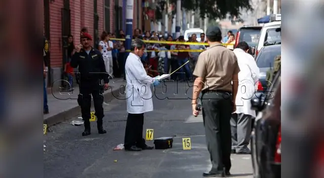 Tiroteo en el Rímac dejó un miembro de la PNP muerto Tiroteo en el Rímac dejó un miembro de la PNP muerto