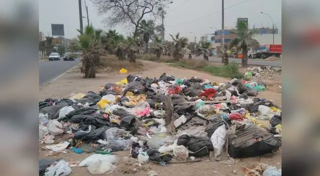 Trabajadores de limpieza cobrarían a vecinos tras la falta de pago del municipio de Comas