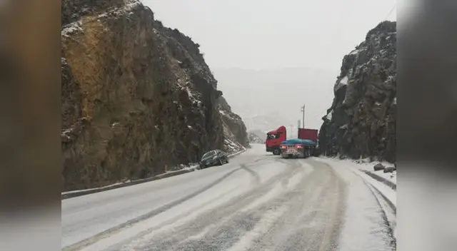 Piden tomar precauciones ante caída de granizo en Ticlio