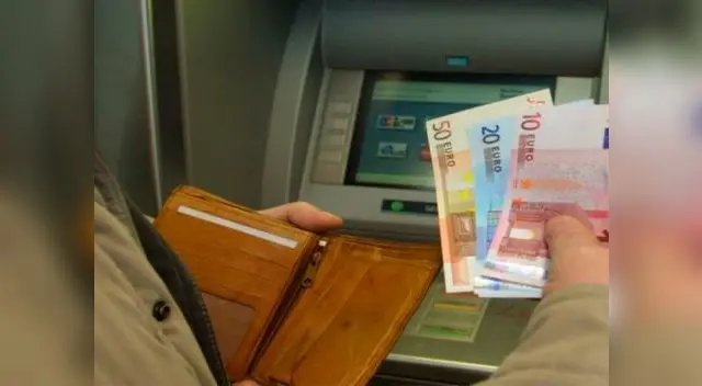 Los robos en cajeros aumentan en Navidad Los robos en cajeros aumentan en Navidad