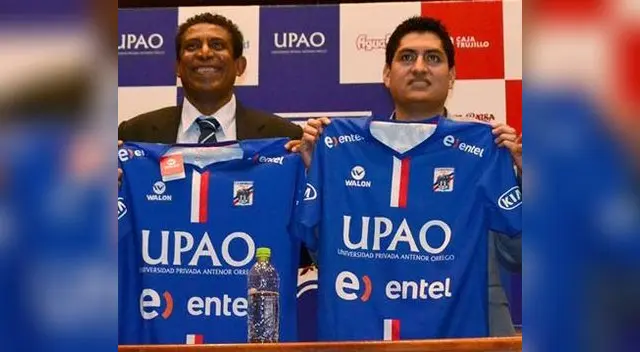 El presidente del Mannucci Lozano junto a José Soto en el día de su presentación