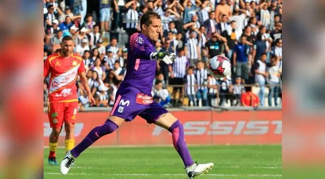 Leao Butrón admitió que fue así pero no lo hizo por la sus seguidores de Alianza Lima. Leao Butrón admitió que fue así pero no lo hizo por la sus seguidores de Alianza Lima.