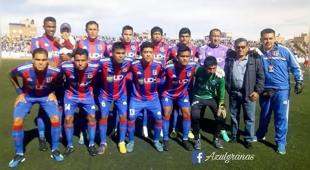 Alianza Universidad dirigido por el técnico Ronny Revollar