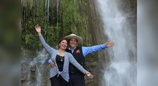 Acribillan a alcalde y esposa