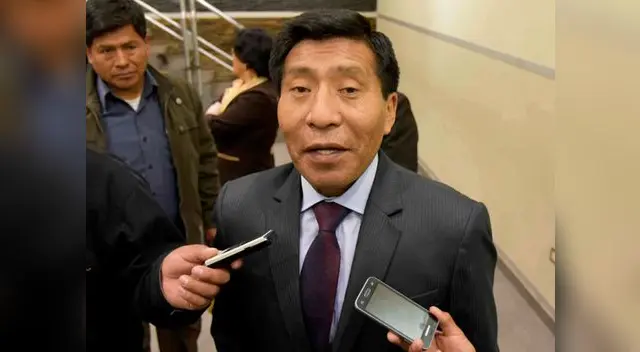  Moisés Mamani es acusado de tocamientos indebidos a una aeromoza durante un vuelo comercial