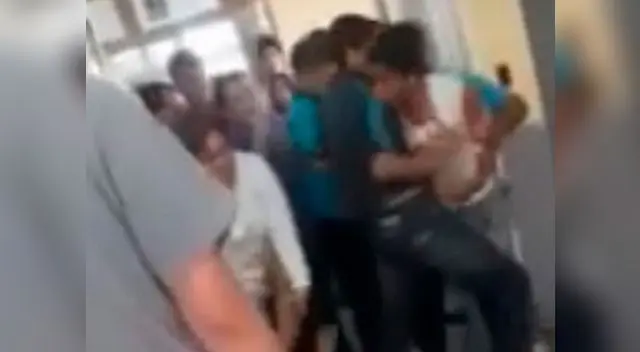 Profesor recibe brutal golpe por su alumno Profesor recibe brutal golpe por su alumno