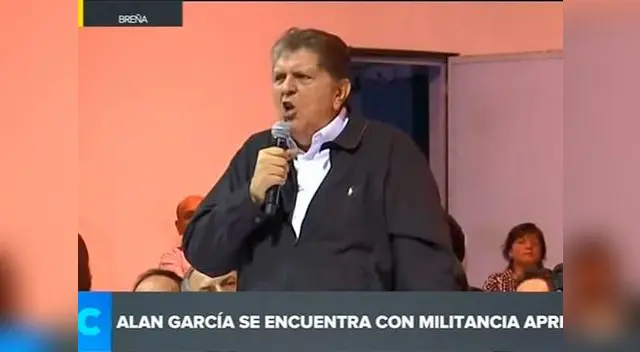 Alan García dio discurso desde el local del APRA Alan García dio discurso desde el local del APRA
