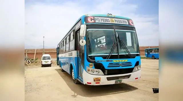 Asaltan pasajeros a balazos