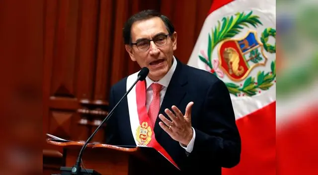 Martín Vizcarra llegó hasta su mesa de sufragio, pero no estaba instalada Martín Vizcarra llegó hasta su mesa de sufragio, pero no estaba instalada