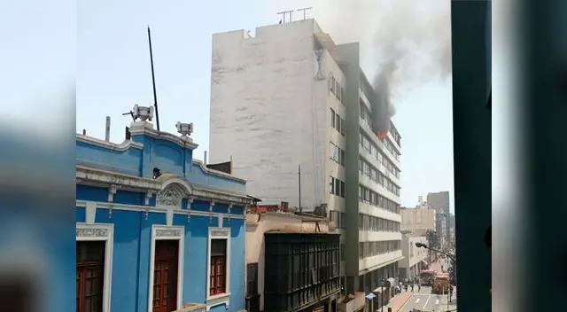 Se reporta un incendio en Cercado de Lima 