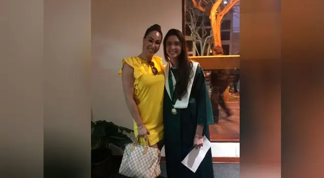 La "Diosa" orgullosa con su hija Flavia