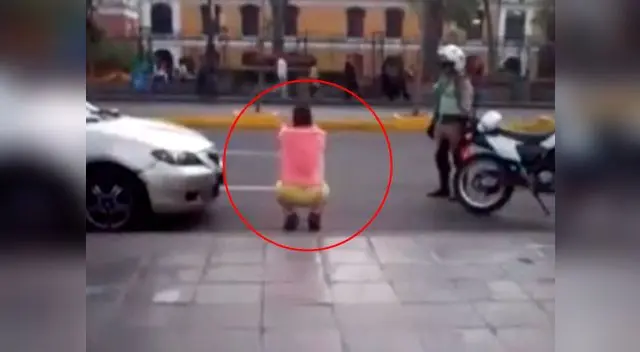 PNP obliga a hacer ranas a taxista para que evite multa 