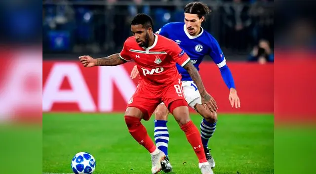 Jefferson Farfán llegó para enfrentar a su ex equipo, el Schalke 04, club que lo vivió crecer en el fútbol Jefferson Farfán llegó para enfrentar a su ex equipo, el Schalke 04, club que lo vivió crecer en el fútbol