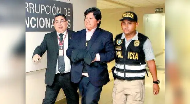 Situación de Edwin Oviedo se complica Situación de Edwin Oviedo se complica