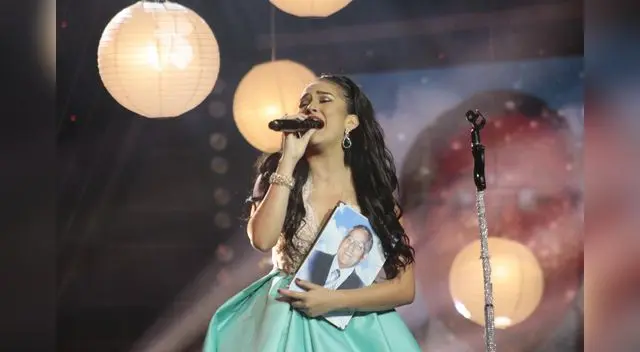 Salsera tiene bien presente a su abuelito. Salsera tiene bien presente a su abuelito.