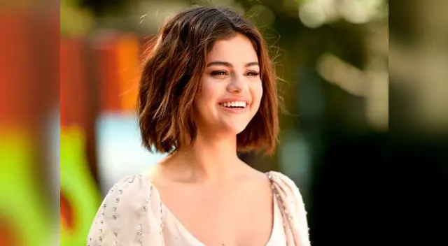 Selena Gomez reaparece tras abandonar centro psiquiátrico Selena Gomez reaparece tras abandonar centro psiquiátrico