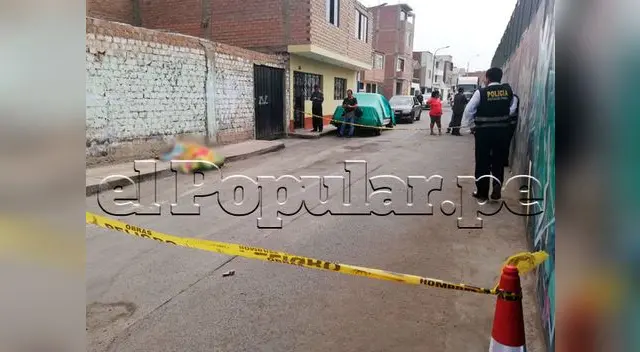 Encuentran a mujer muerta en plena calle Encuentran a mujer muerta en plena calle