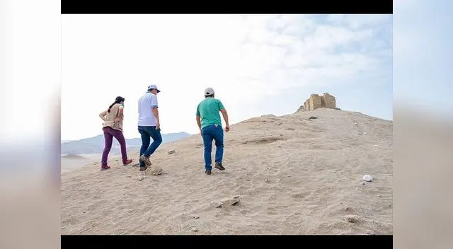 Restauran complejo arqueológico en Casma Restauran complejo arqueológico en Casma