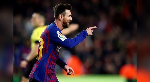 Messi celebra en el último partido del año del Barcelona