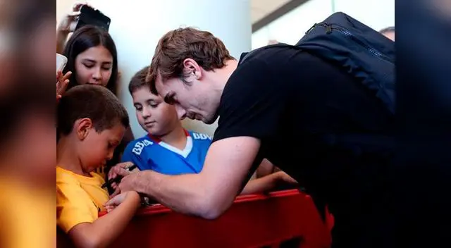 Antoine Griezmann llegó a Montevideo para estar presente en boda de Godín
