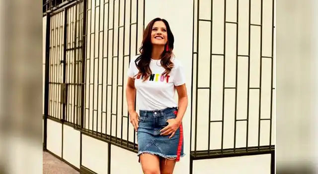María Pía Copello posó en diminuta ropa de baño