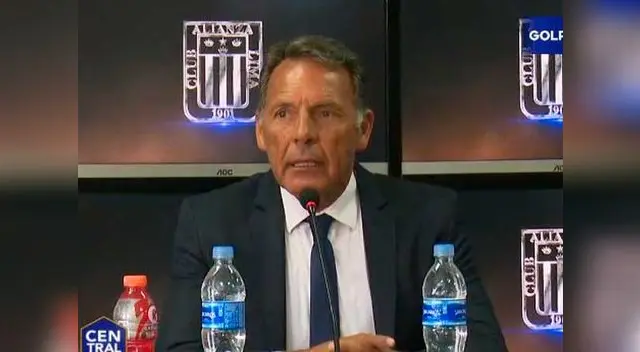 "Estoy contento de llegar a Alianza Lima, sino no hubiese venido", dijo Miguel Ángel Russo en conferencia de prensa