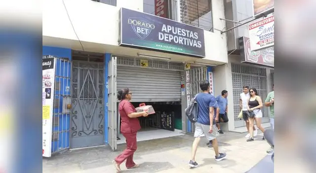 Asaltan casa de apuestas en menos de un minuto Asaltan casa de apuestas en menos de un minuto